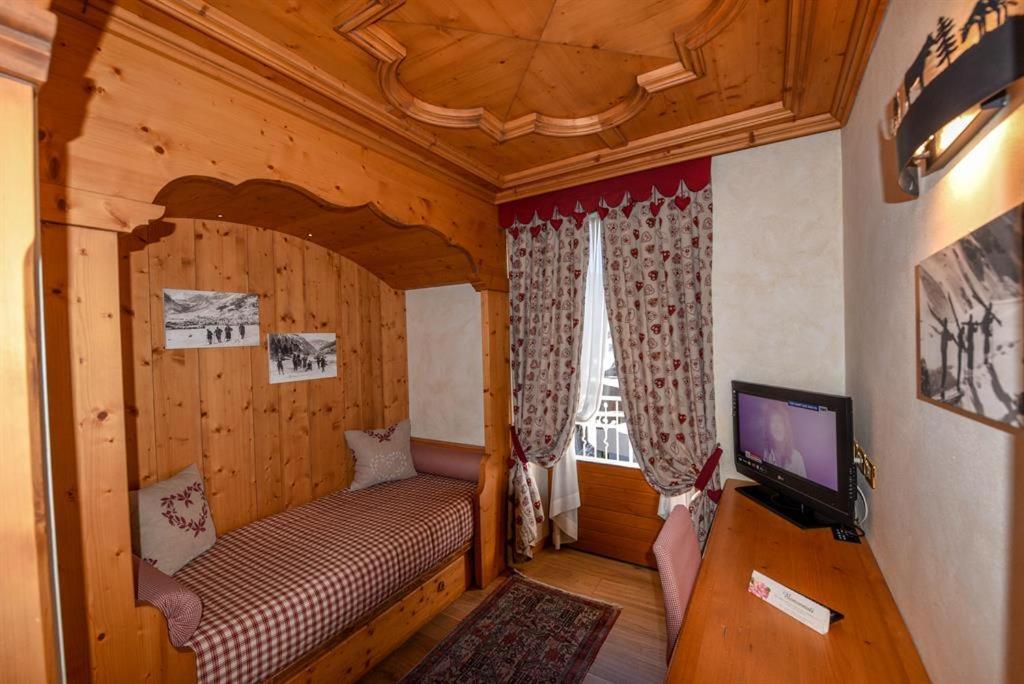 Hotel San Lorenzo Bormio Esterno foto