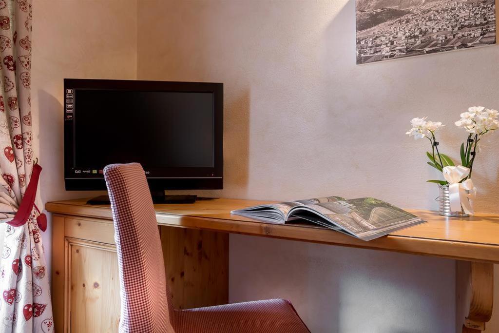 Hotel San Lorenzo Bormio Esterno foto