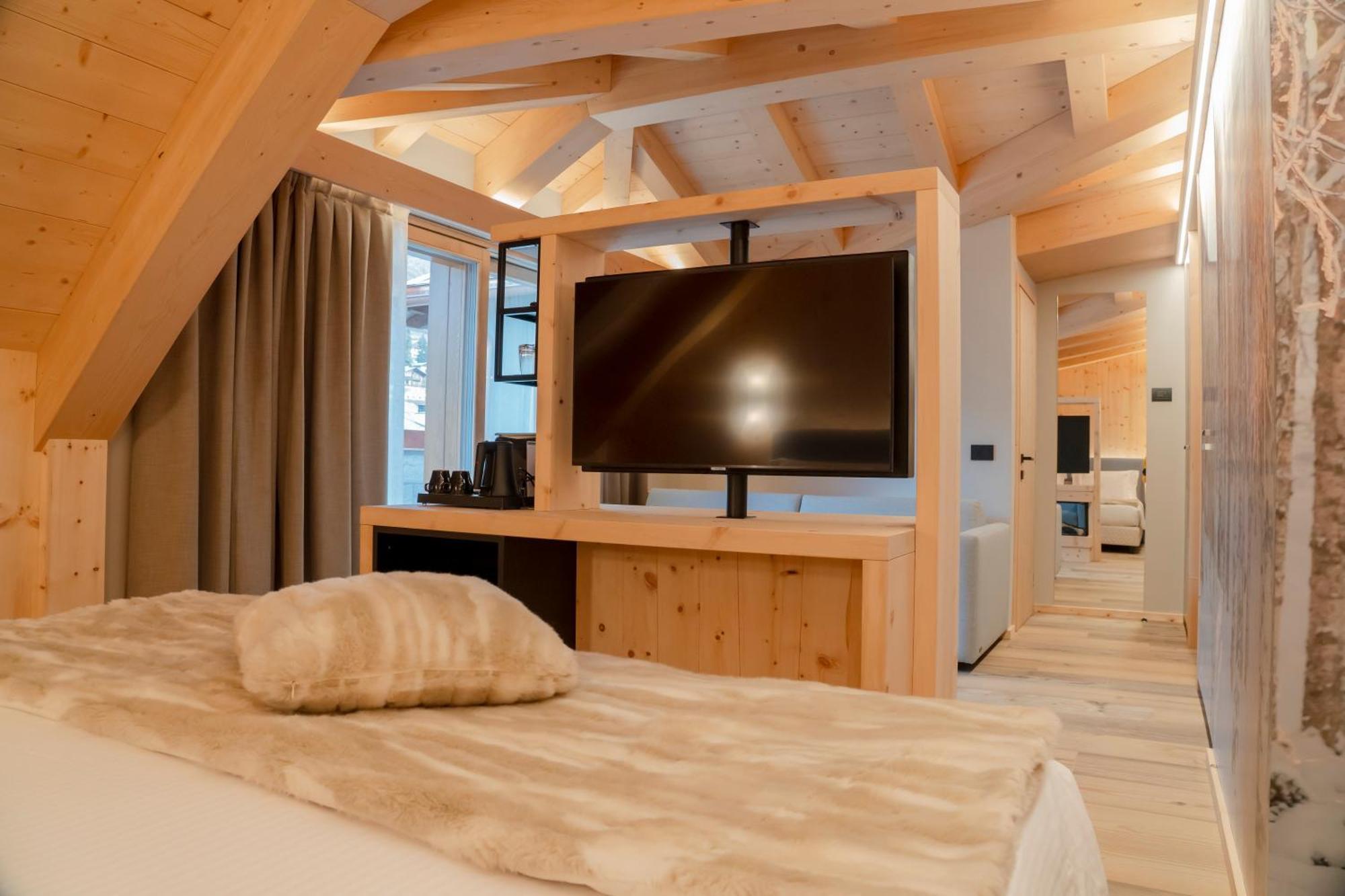 Hotel San Lorenzo Bormio Esterno foto